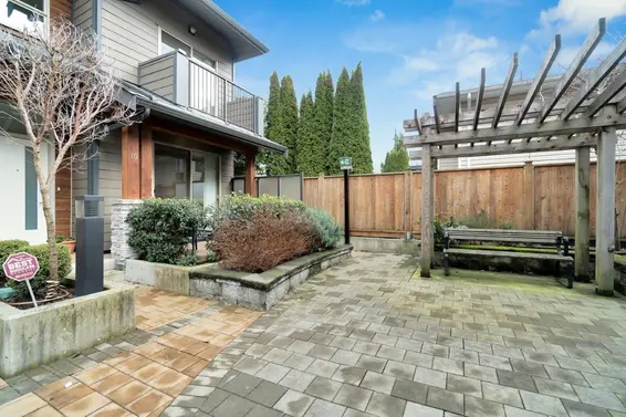 10 244 East 5Th Street, North Vancouver For Sale - image 30