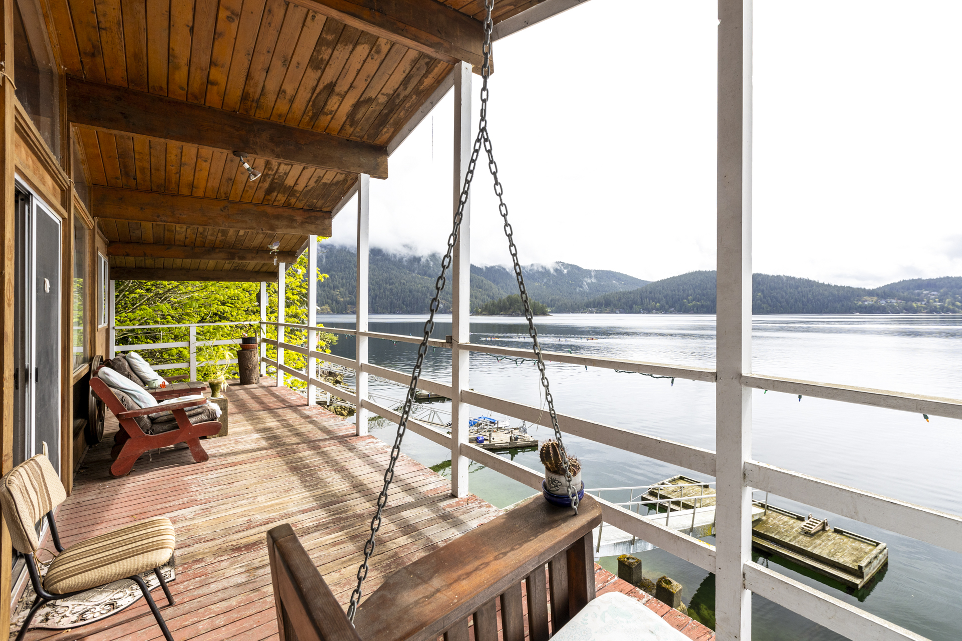 5672 Indian River Drive, North Vancouver - For sale by Rossetti Realty - photo 7