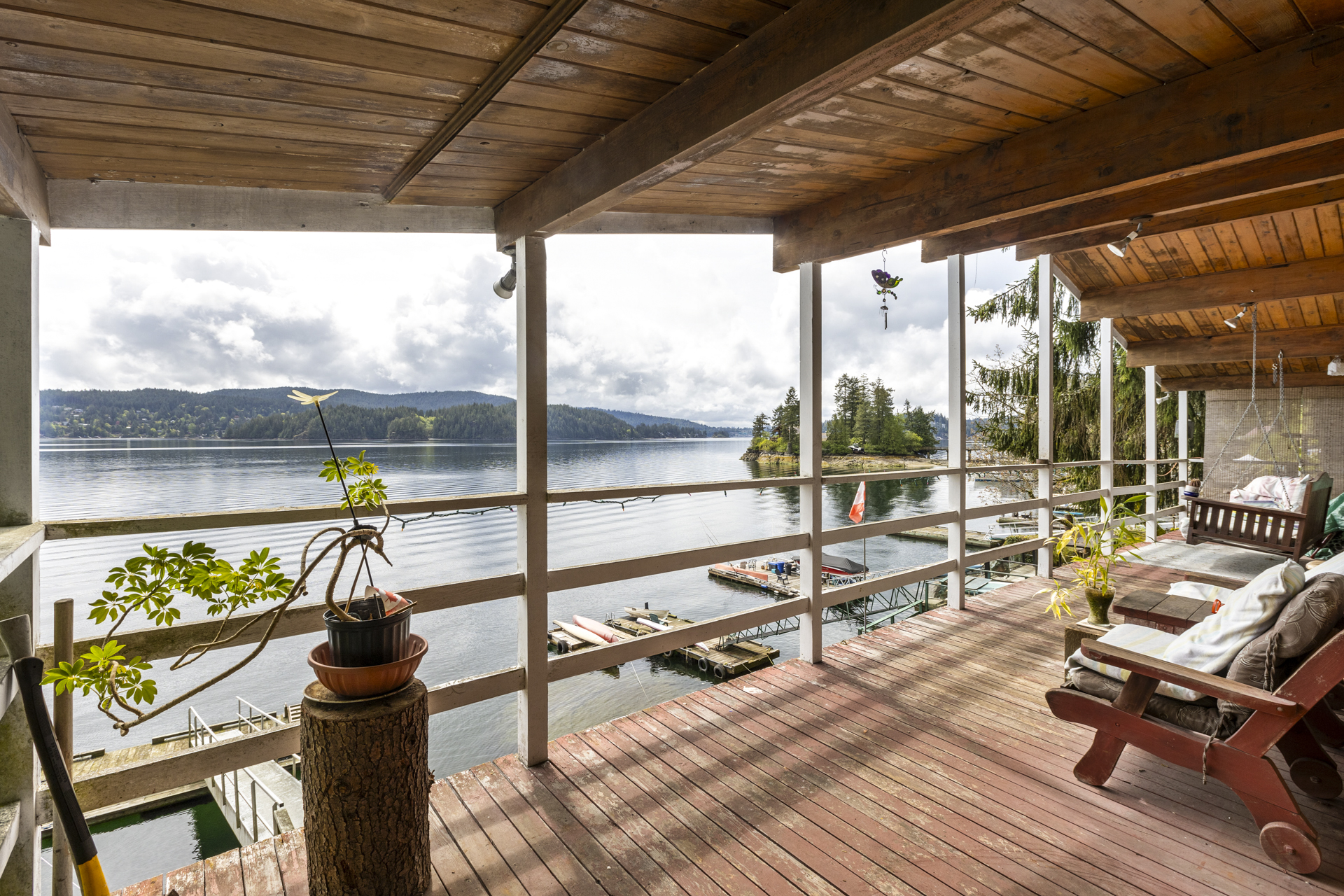 5672 Indian River Drive, North Vancouver - For sale by Rossetti Realty - photo 6