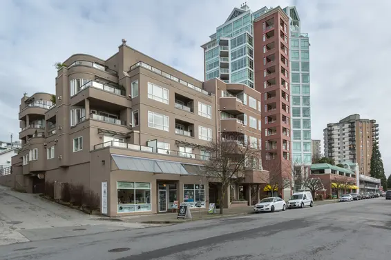 The Evergreen - 118 E 2nd St | Condos For Sale + Listing Alerts