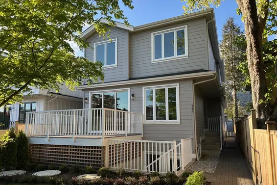 346 East 17th Street, North Vancouver