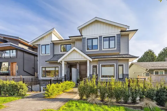 625 East 4th Street, North Vancouver