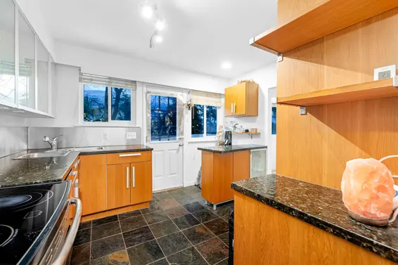 4158 Mt. Seymour Parkway, North Vancouver For Sale - image 11