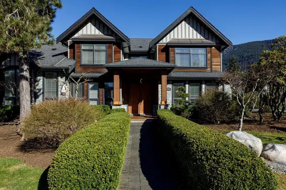 1050 Marigold Avenue, North Vancouver For Sale - image 1