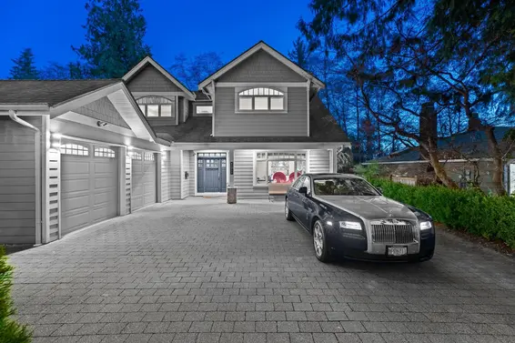 3011 Paisley Road, North Vancouver