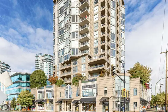 1306 160 East 13Th Street, North Vancouver For Sale - image 1
