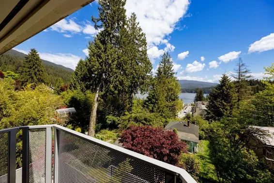 2190 Badger Road, North Vancouver For Sale - image 10