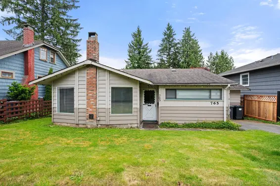 765 Lynn Valley Road, North Vancouver