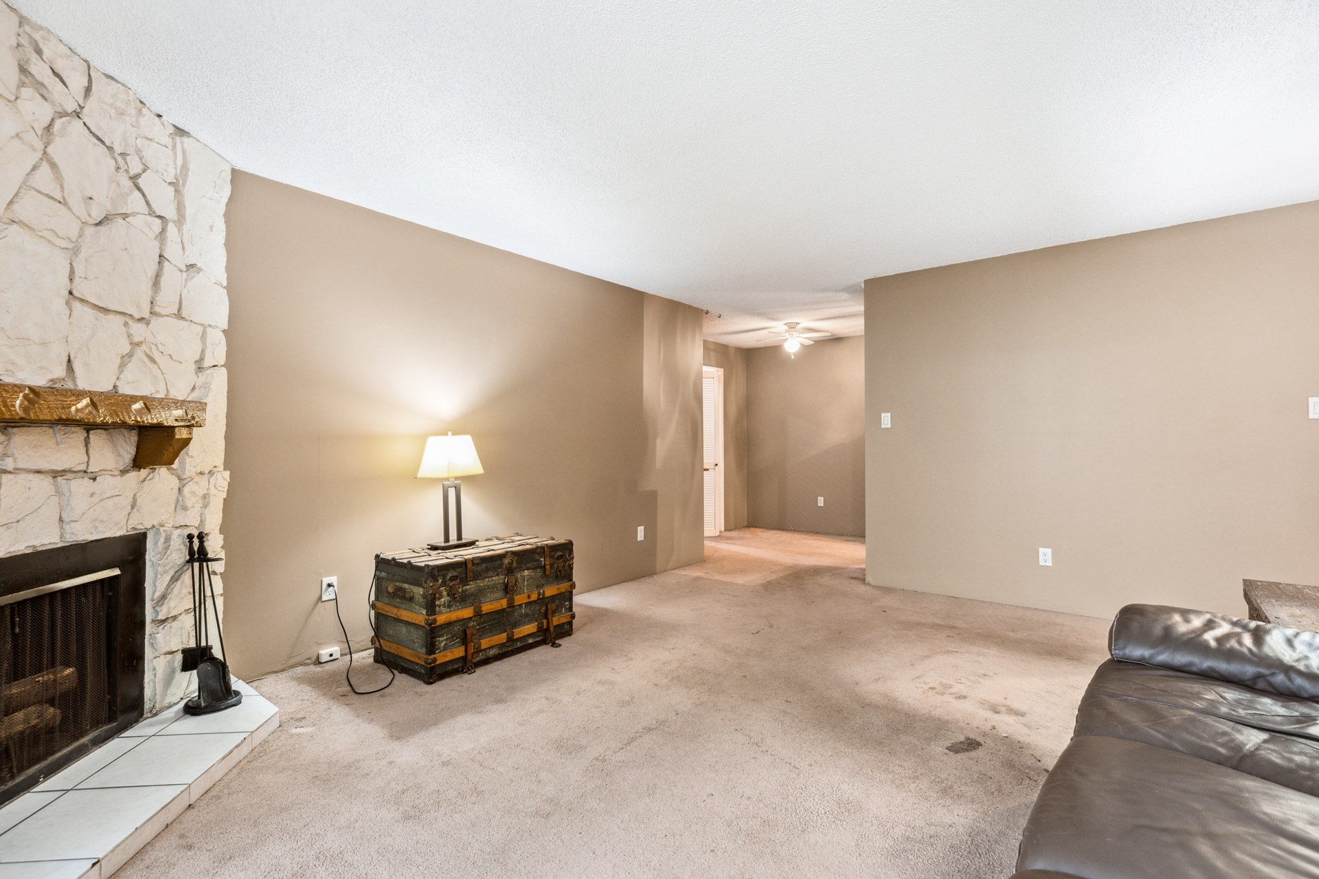 102 141 West 13th Street, North Vancouver - Rossetti Real Estate Team - image 3