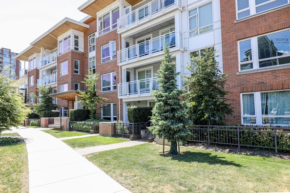 217 W 8th Street, North Vancouver