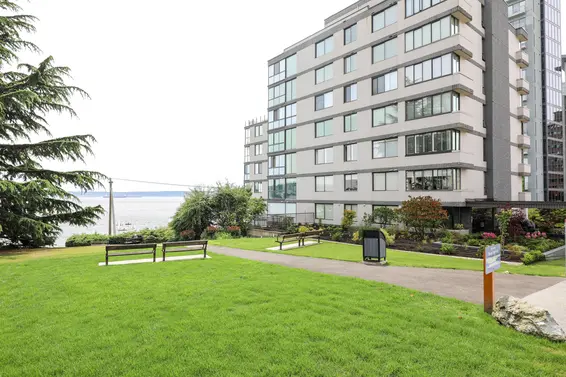 2108 Argyle Avenue, West Vancouver