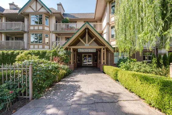 Ridge Park Gardens, 2059 Chesterfield Ave | Condos For Sale + Listing Alerts  