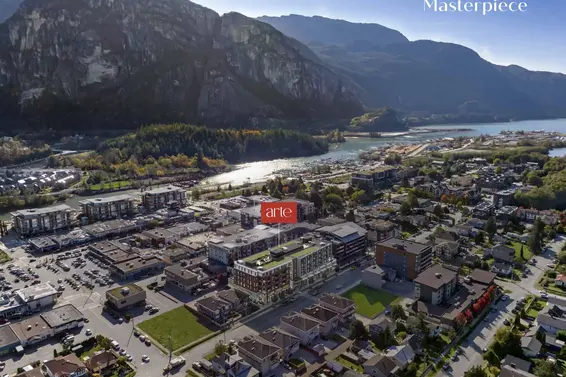 1310 Victoria Street, Squamish For Sale - image 1