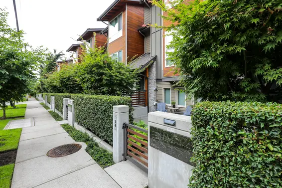 Legacy at Nature's Edge - 897 Premier | Townhomes For Sale + Alerts  