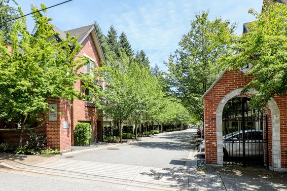 Tanager - 550 Browning Pl | Townhomes For Sale + Listing Alerts