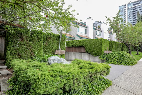 230 W 13th Street, North Vancouver