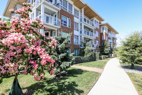 Queen Mary - 217 W 8th St | Condos For Sale + Listing Alerts
