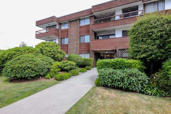 Imperial House - 122 E 17th Street | Condos For Sale + Listing Alerts