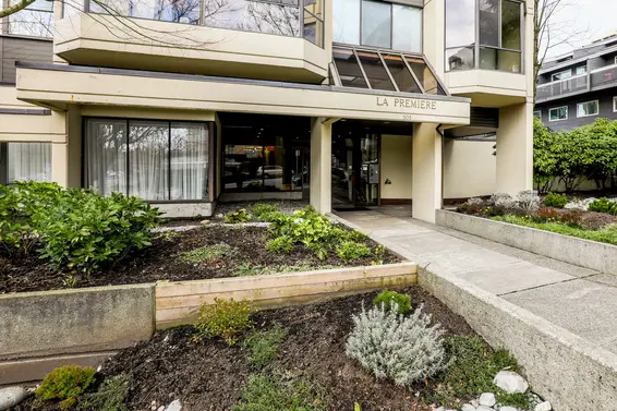 La Premiere - 505 Lonsdale Ave | Condos For Sale + Listing Alerts  