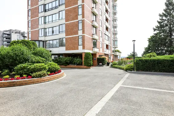 Waterford House - 1972 Bellevue Ave | Condos For Sale + Listing Alerts  