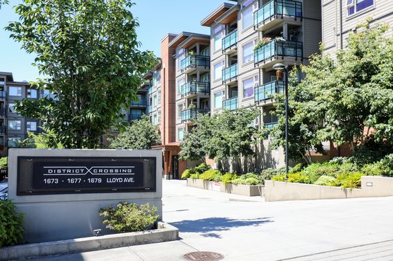 District Crossing - 1679 Lloyd | Condos For Sale + New Listing Alerts