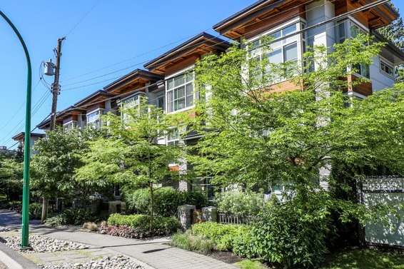 Vicinity - 3025 Baird Road | Townhomes For Sale + Listing Alerts