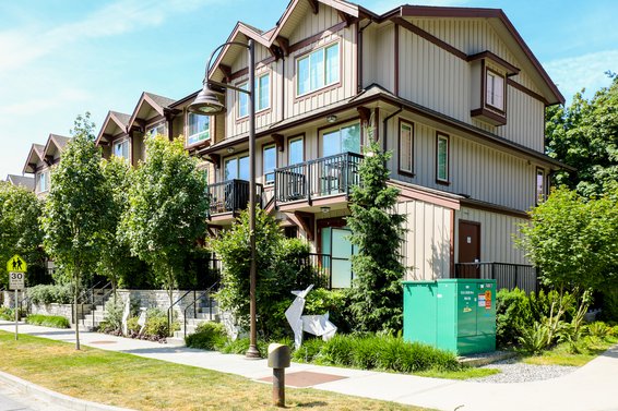 Maplewood Place - 433 Seymour River | Townhomes For Sale + Alerts