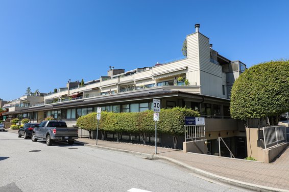225 24th Street, West Vancouver