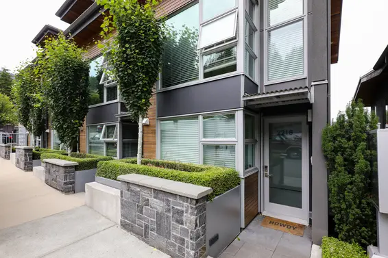 Cove Gardens - 2200 Caledonia | Townhomes For Sale + Listing Alerts  