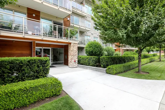 Villa St. Georges - 1033 St Georges Ave | Condos For Sale + Alerts  