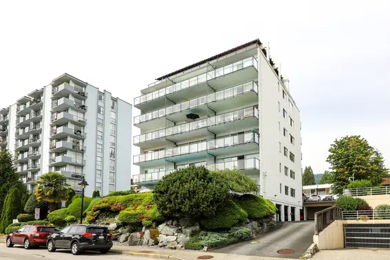 1845 Bellevue Avenue, West Vancouver