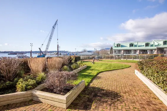 Chadwick Court - 168 Chadwick Ct | Condos For Sale + Sold Listings  
