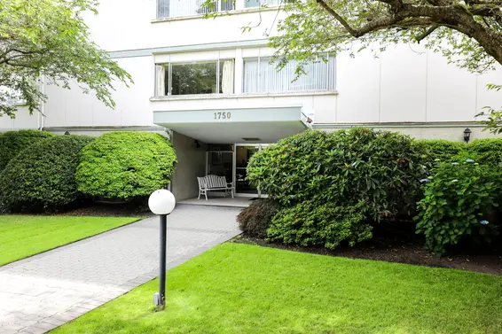 Esquimalt Towers - 1750 Esquimalt | Condos For Sale + Listing Alerts  