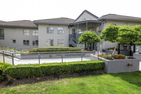 Argyle Place - 2190 Argyle | Condos For Sale + Listing Alerts