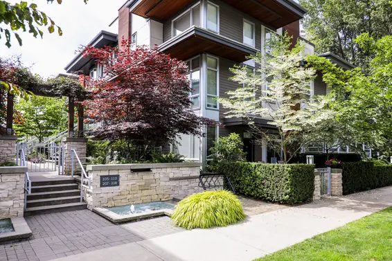 Seven 35 - 735 W 15th St | Homes For Sale + New Listing Alerts  