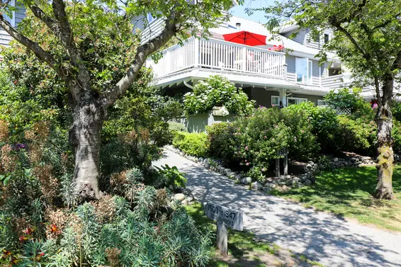 Illahee - 1513 Bowser Ave | Townhomes For Sale + Alerts  