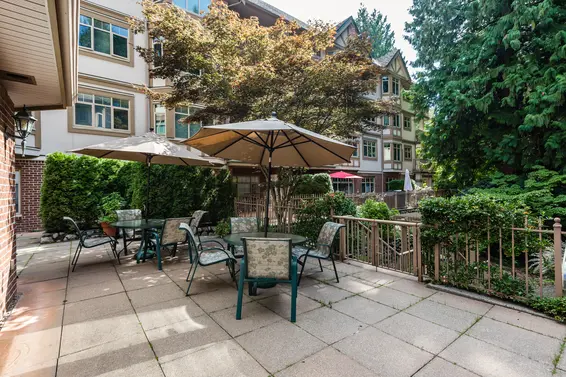 Ridge Park Gardens - 2059 Chesterfield Ave | Condos For Sale + Alerts  