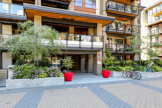 The Shore - 719 W 3rd St | Condos For Sale + New Listing Alerts