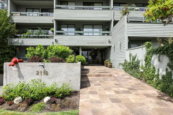 Bellevue Gardens - 2119 Bellevue Ave | Condos For Sale + Listing Alerts  