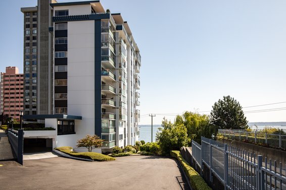 2246 Bellevue Avenue, West Vancouver
