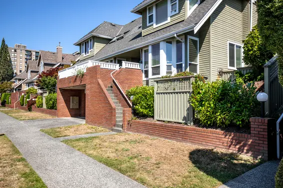 Keith Views Mews - 240 E Keith Rd | Townhomes For Sale + Alerts  