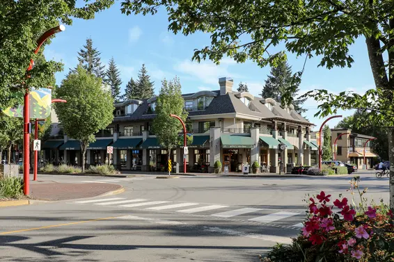 Highland House, 3088 Highland | Condos For Sale + New Listing Alerts  