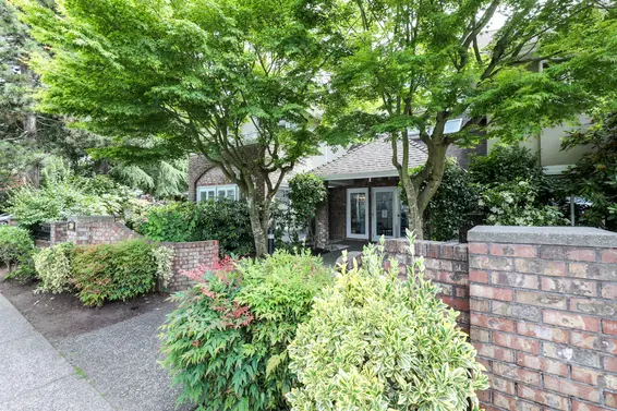 Lincoln Gardens - 2110 Marine Dr | Condos For Sale + Listing Alerts  