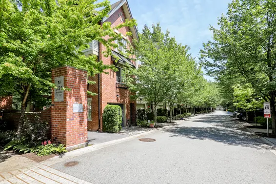 Tanager - 550 Browning Pl | Townhomes For Sale + Listing Alerts  