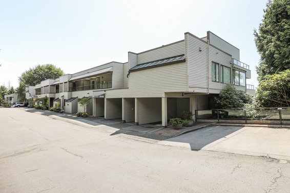 Panorama Gardens - 2242 Folkestone | Townhomes For Sale + Alerts