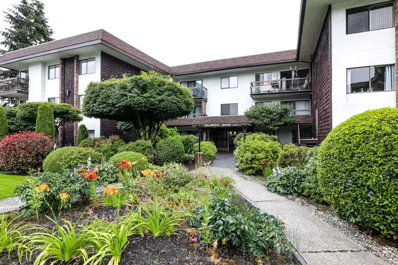 Wellington Manor - 175 E 5th St | Condos For Sale + Alerts  