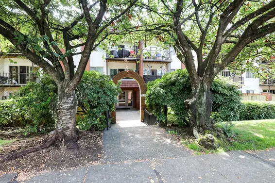 225 West 3rd Street, North Vancouver
