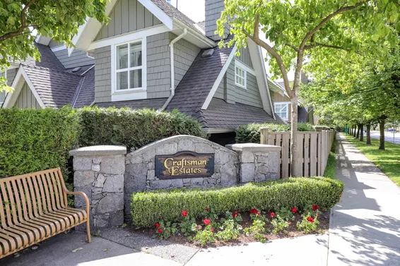 2688 Mountain Highway, North Vancouver