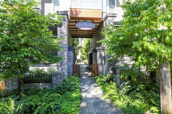 Vicinity - 3025 Baird Road | Townhomes For Sale + Listing Alerts