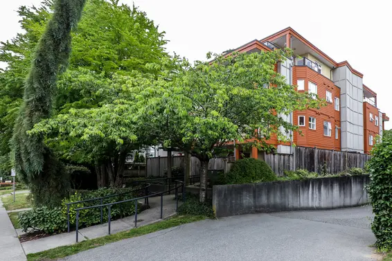 Monticello - 152 E 12th St | Condos For Sale + Listing Alerts  